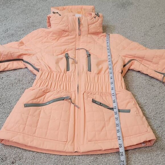 Women's Quilted Jacket - Peach - Picture 7 of 8
